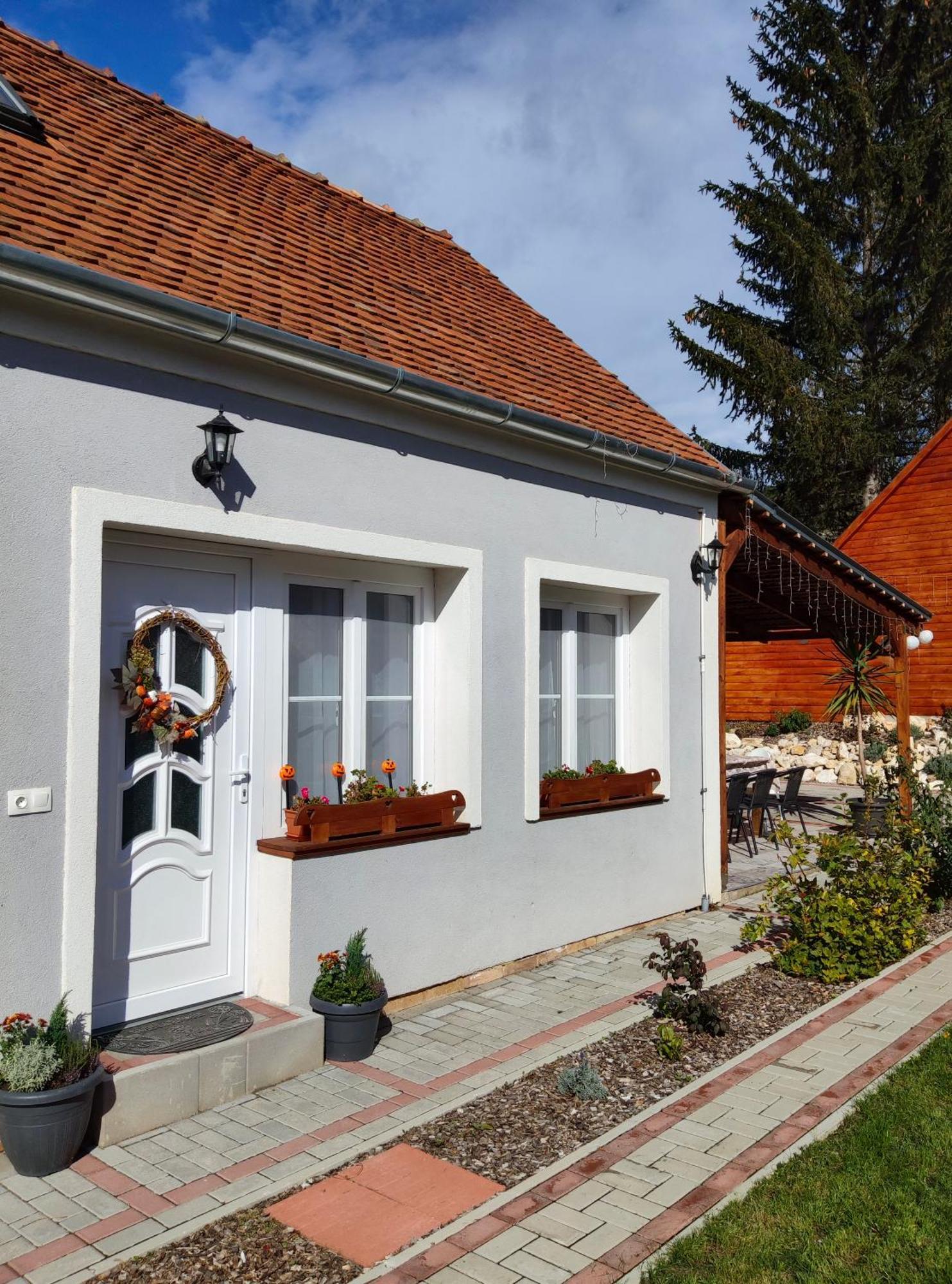 Borostyankut Wellness Home Bakonybél Екстериор снимка